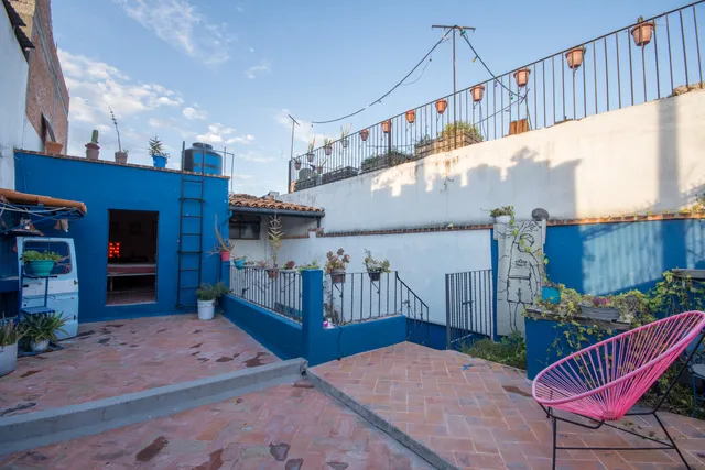 Artcloud Guest House