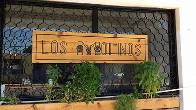 Los Molinos Café