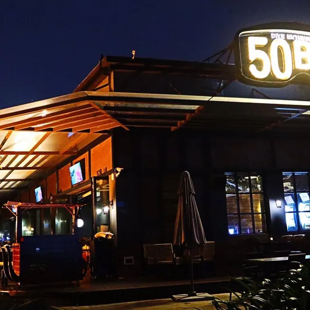 50 Bar Divers Bar and Restaurant
