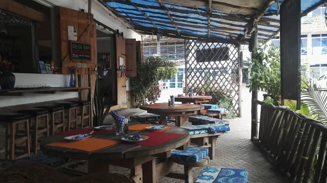 DD's Restaurant and Bar