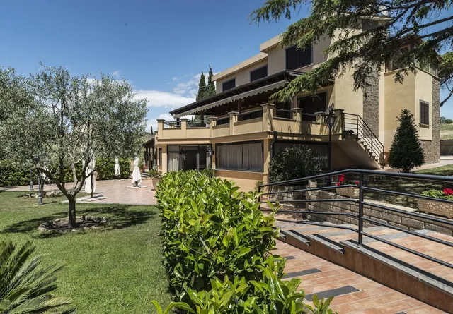 Bed and Breakfast La Corte Degli Ulivi