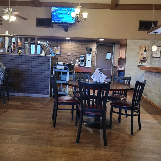 Napolis Italian Restaurant