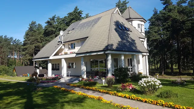 Priedaine , viesnica