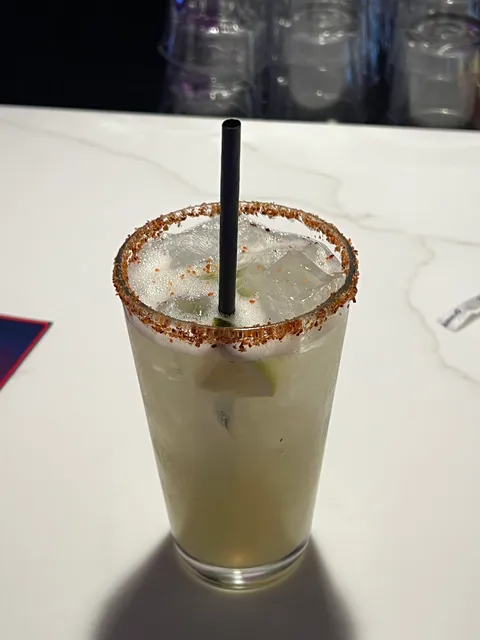 The Silver Lining | Piano Bar & Performing Arts Lounge