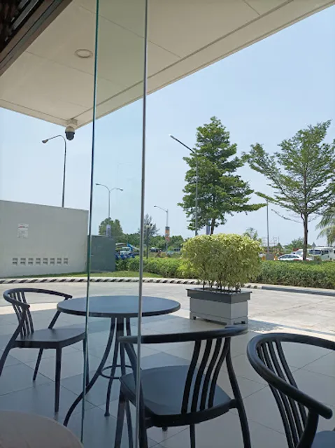 Starbucks Shore Residences