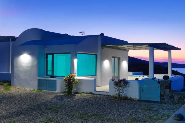 Heaven on Earth Santorini