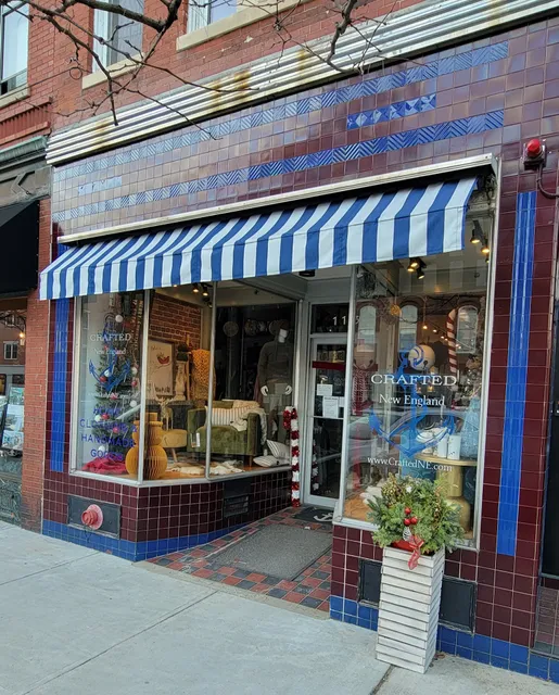 New England Mercantile & Crafted New England Candles