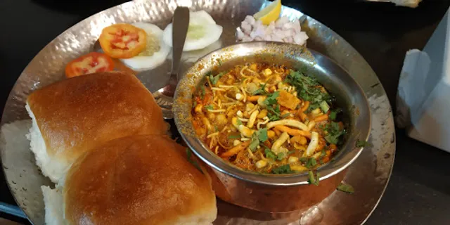 Food To Home Poli Bhaji Center