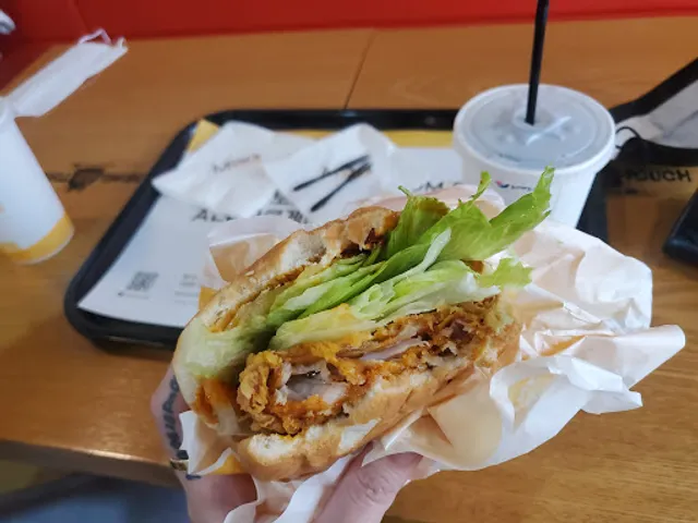 맘스터치 영광점