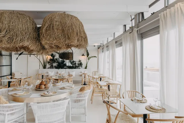 Little Bay Bar & Eatery