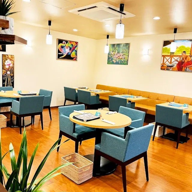 Krua Benjarong Thai Cafe