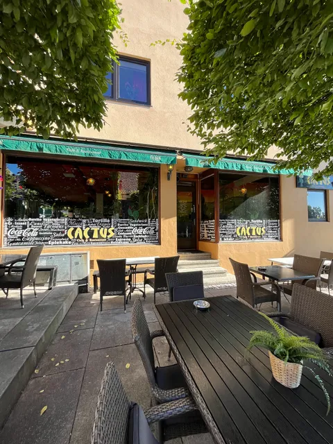 Cactus cafe & restaurant