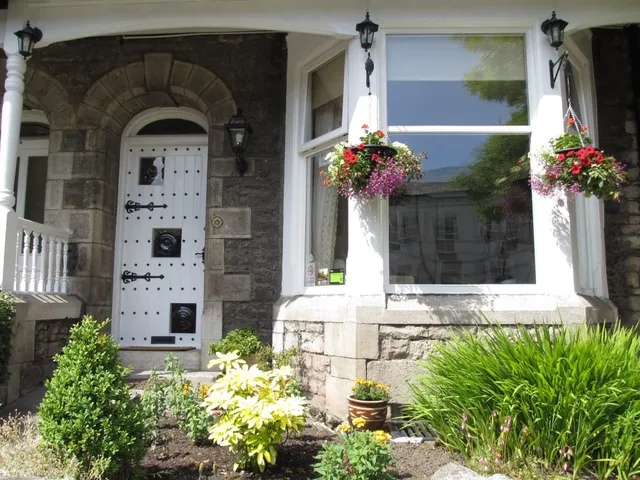 Hillside Bed and Breakfast