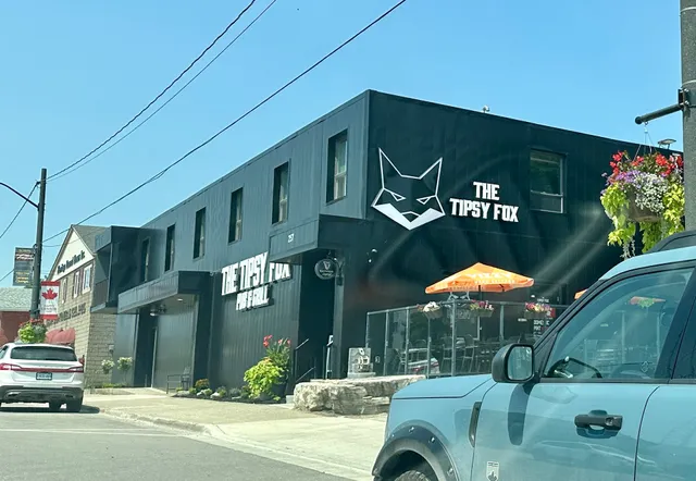 The Tipsy Fox Pub & Grill - Arthur