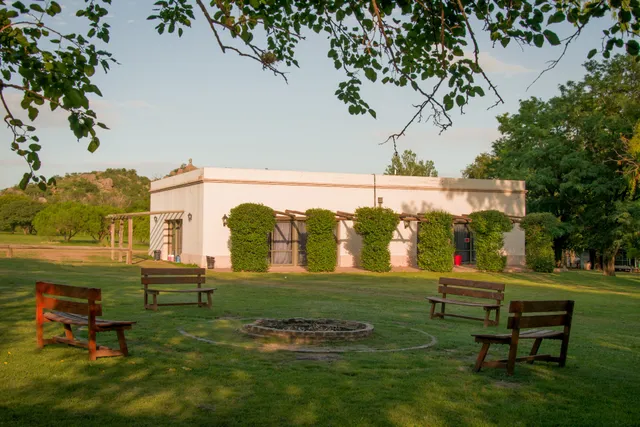 Camino Real Plaza Hotel