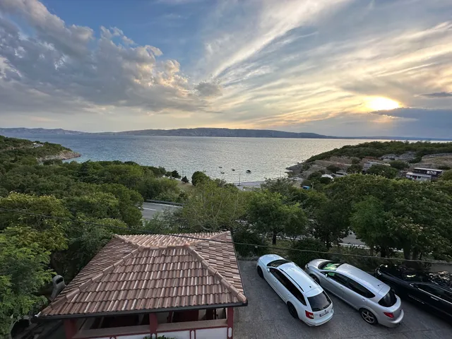 Apartments and rooms Anita Sibinj