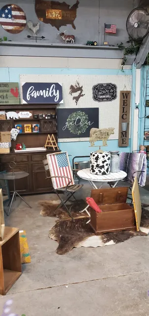 Country Roads Vendor Mall