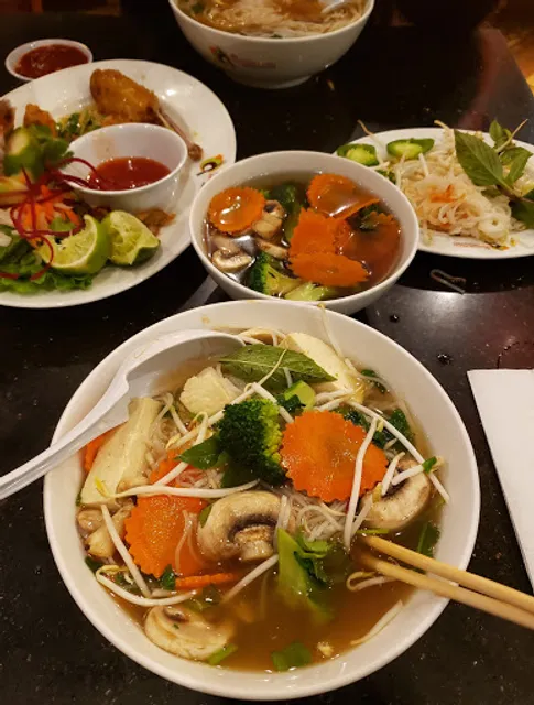 Pho Saigon Pearl