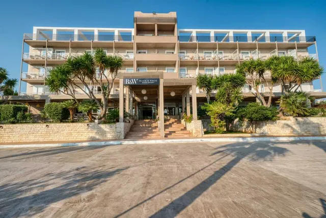 Aqua Mare Resort (old name Xylokastro Beach Hotel)