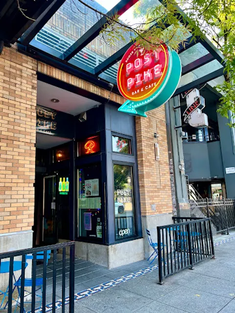 Post Pike Bar & Cafe
