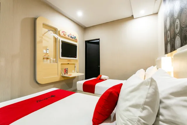 RedDoorz @ Jl. A. Yani Solo