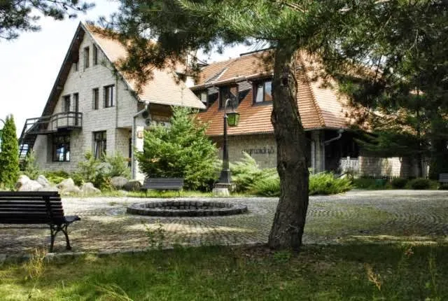 Gościniec Wyrwidąb