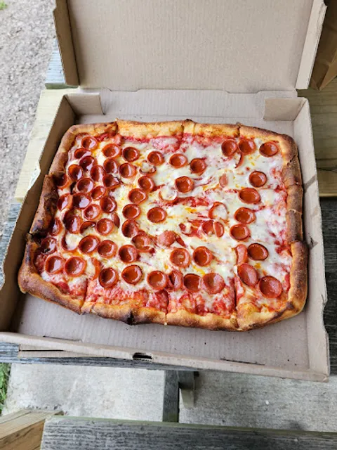 Plaza Pizzeria On Main