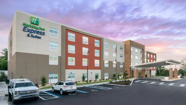 Holiday Inn Express & Suites Alachua - Gainesville Area by IHG