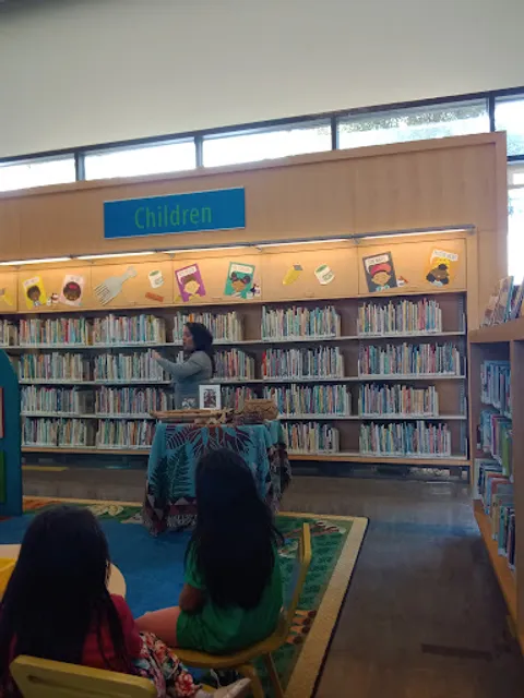 Bayview / Linda Brooks-Burton Branch Library