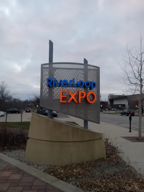 Riverloop Expo Plaza