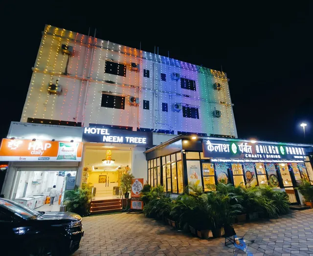 Hotel Neem Treee