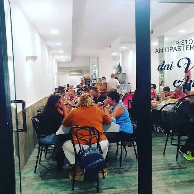 “Dai vecchi amici”