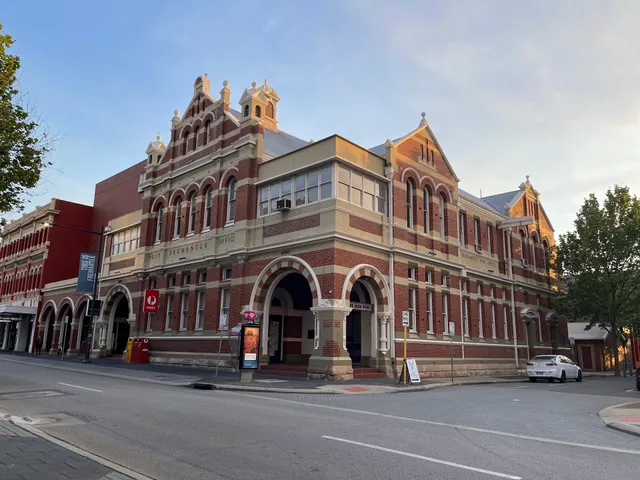 Australia Post - Fremantle Post Shop