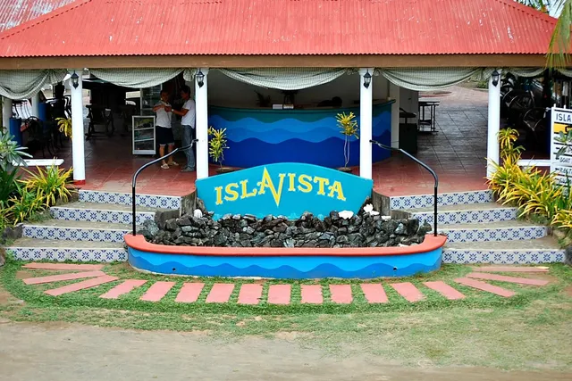 Isla Vista Beach Resort