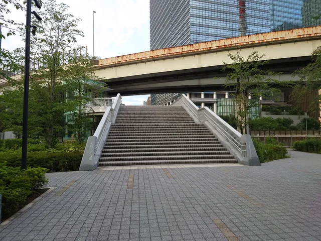 Ryukan-sakura Bridge