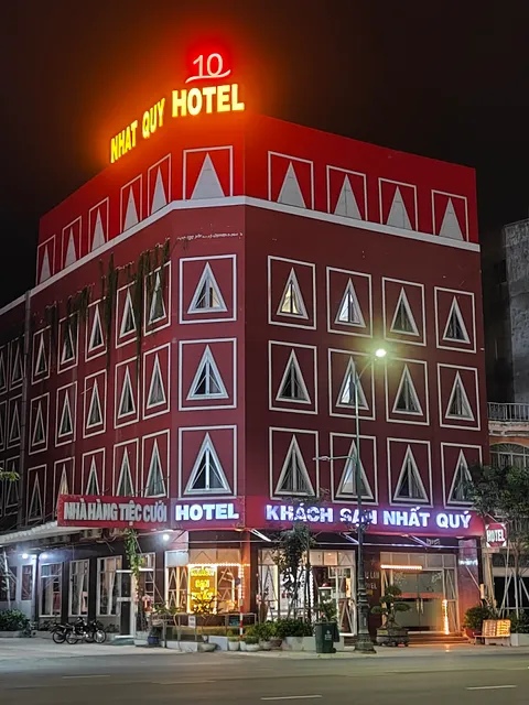 Khách sạn Nhất Quý