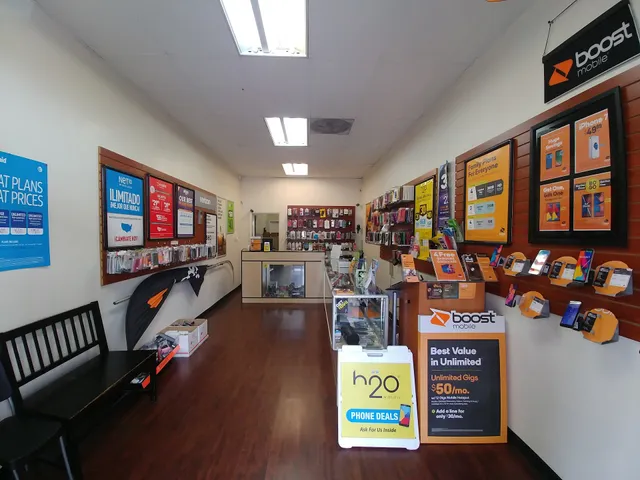 FastFix PhoneShop Lakewood