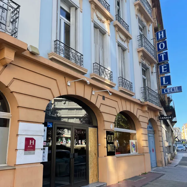 Hotel Cecil Metz Gare