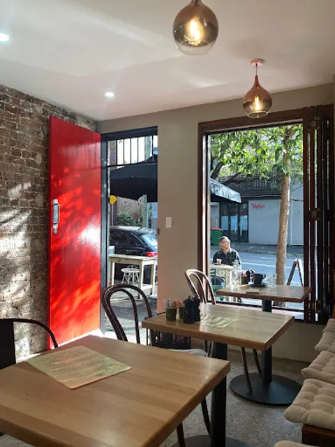 Cafe C&M (Darlinghurst)