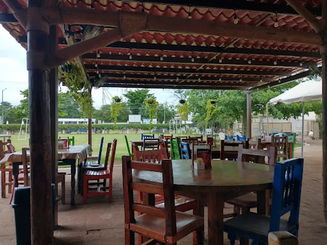 La Cocinita Del Medio "Campestre"