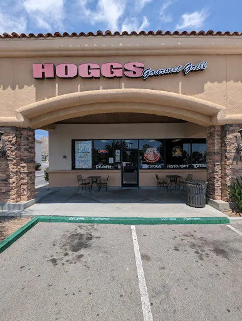 HOGGS Gourmet Grill