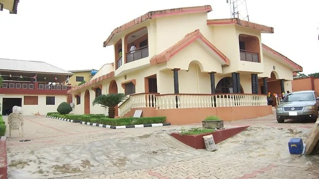 Ibisun Hotel & Suites