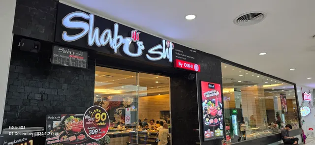 Food Park Pacific Park Sriracha