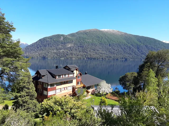 Mascardi Park Lodge & Hotel