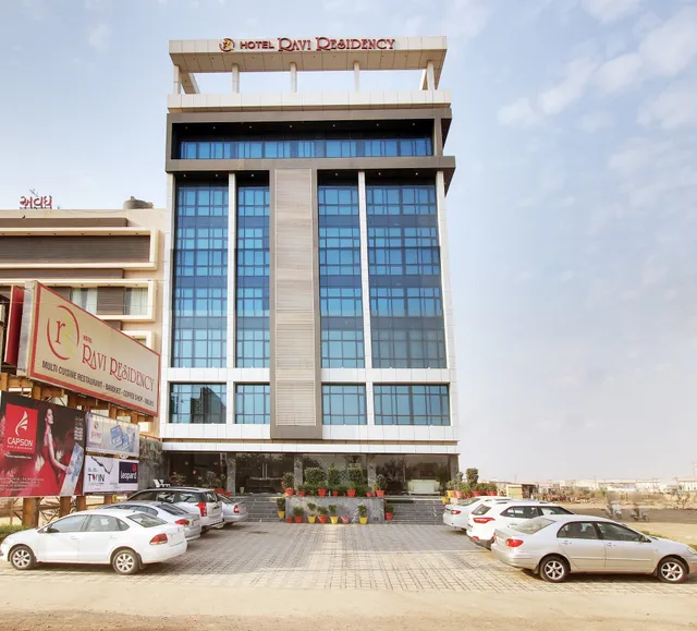 Hotel Ravi Residency