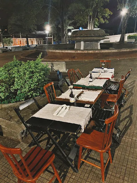 ROMÁ - Cozinha Afetiva