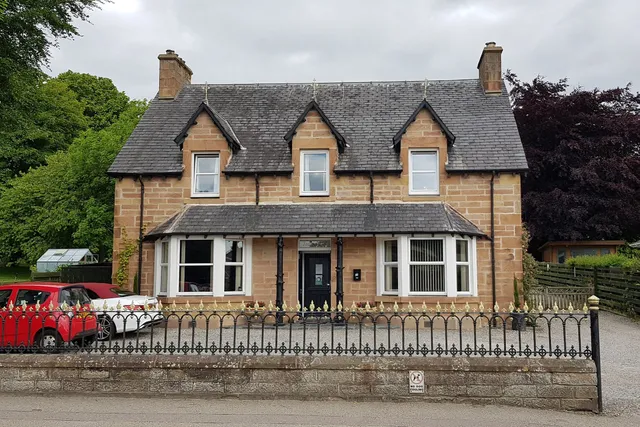 Tullochard Guest House