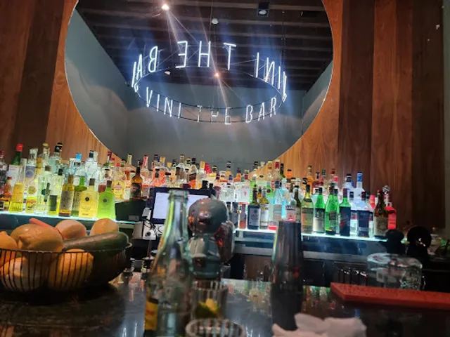 Vini the Bar