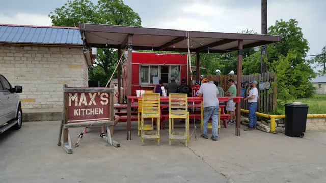 Max's Kitchen