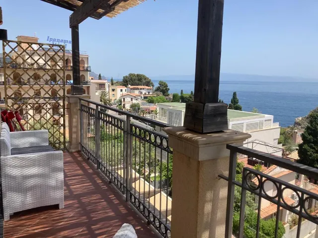 A Due Passi Dal Mare